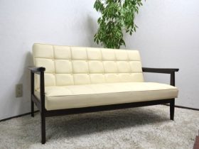 カリモク60 Kチェア 2シーター スタンダードアイボリー